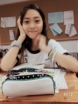 北京甜美少女和男友啪啪不慎流出大赞!