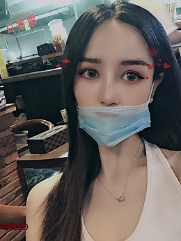 豆腐会长一碗麻辣烫拿下萝莉女神