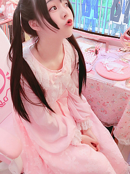 七七小野樱土豪定制自慰视频+大尺度写真230P+2V