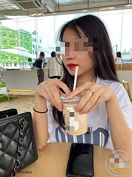 真实乱伦00年亲姨表妹 露脸 内射