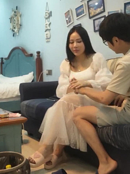 锤子探花高端外围小姐姐合集79部